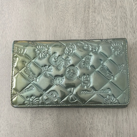 Chanel Lucky Symbols Bifold Wallet - Picture 1 of 13